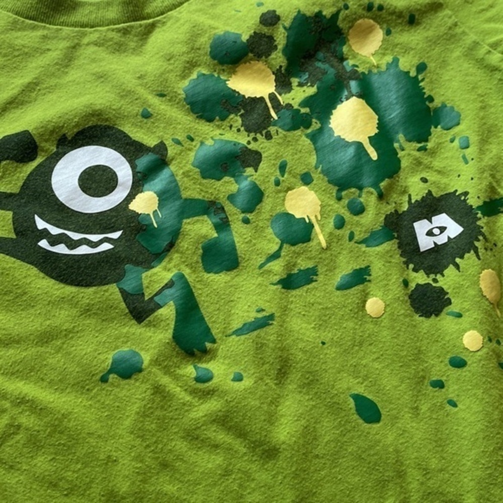 Disney Pixar Uniqlo Monsters Inc t shirt rare EUC 5T. - Picture 3 of 4